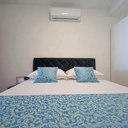Apartment La Storia Makarska