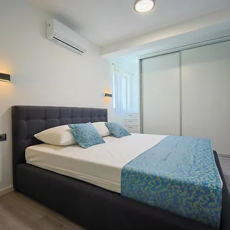 La Storia Apartment *